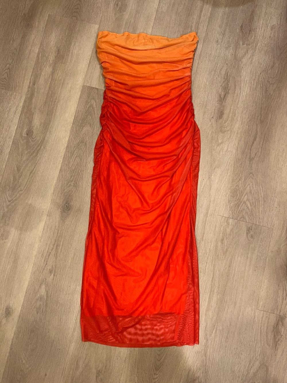 Strapless Ombre Red-Orange Ruched Midi Dress